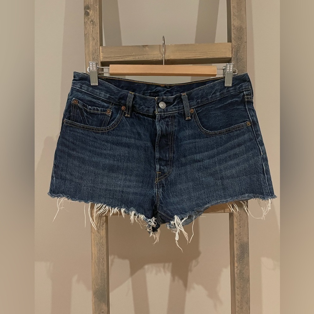 Levi’s 501 denim shorts